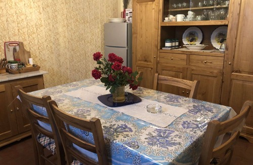 Giugnano House | Cozy 3-Bedroom Holiday Home in Larciano with Pool