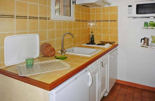 Le Lavandou House | Charming Tiny House with Sea View in Le Lavandou