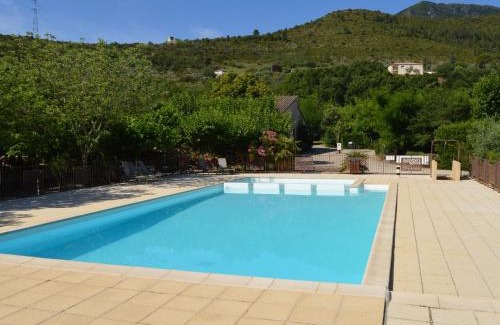 Les Vans House | Cozy Holiday Home in Les Vans with Pool & Pet-Friendly Options