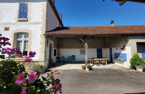 Neuvic-Entier House | Historic Schoolhouse Retreat in a Peaceful Setting