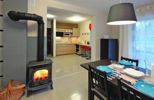 Lukecin House | Pet-Friendly Holiday Home in Lukecin with Ocean Views