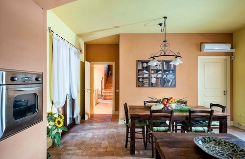 Marsala Villa | Relaxing Getaway at Belvilla by OYO Villa Arangea Otto