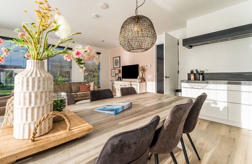 De Koog House | Inviting Holiday Home in De Koog Texel with Ocean View