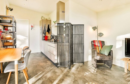 Tripscompagnie House | Modern Vacation Home with Breathtaking Views and Amenities