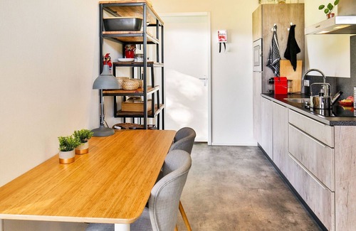 Tripscompagnie House | Modern Vacation Home with Breathtaking Views and Amenities