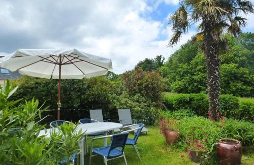 Saint-Quay-Perros House | Seaside Retreat: Holiday Home with Views in Perros Guirec