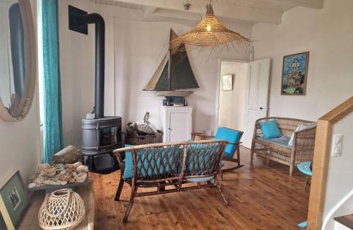 Plougasnou House | Elegant Holiday Home with Premium Comfort by the Beach