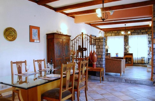 Prina House | Relaxing Holiday Home in Prina Near Agios Nikolaos