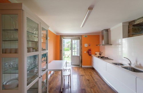 Santa Cruz do Lima House | Family-Friendly Holiday Home in Ponte de Lima with Pool
