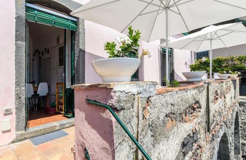 Santa Tecla House | Scenic Seaside Residence with Garden for Families