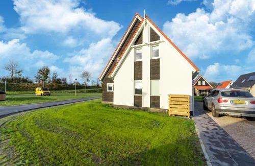 Scherpenisse House | holiday home in Scherpenisse with sauna, cleaning included
