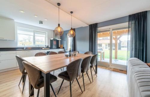 Scherpenisse House | holiday home in Scherpenisse with sauna, cleaning included