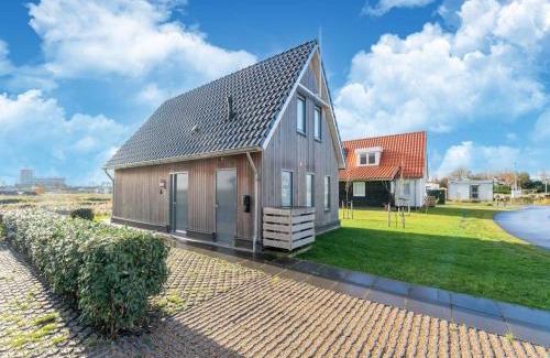 Scherpenisse House | Holiday Home in Scherpenisse near Nature Reserve, cleaning included