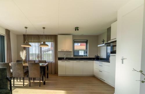 Scherpenisse House | Holiday Home in Scherpenisse near Nature Reserve, cleaning included