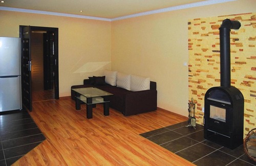 gmina Sianow House | Inviting Terraced House with Pool & Spa in Sieciemin