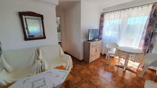 Balatonkiliti House | Idyllic Holiday Home in Siofok with Pool & Top Reviews