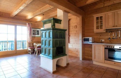 Frantschach-Sankt Gertraud House | Cozy Holiday Home in Lavanttal with Balcony & Pet-Friendly