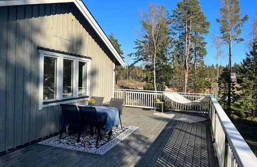Stavsnas House | Relax in a Holiday Home in the Stockholm Archipelago