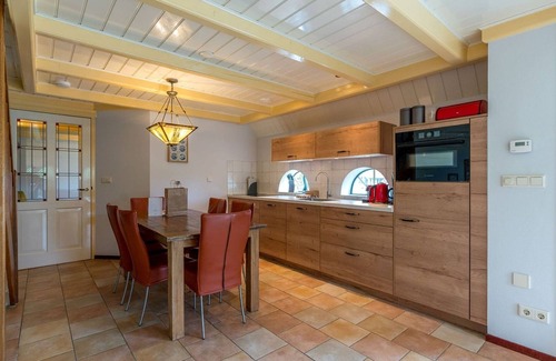 Oosterend House | Cozy Holiday Home in Texel, Steps from the Sea