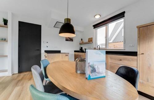 De Koog House | Inviting Holiday Home in De Koog Texel with Sauna & Pet-Friendly