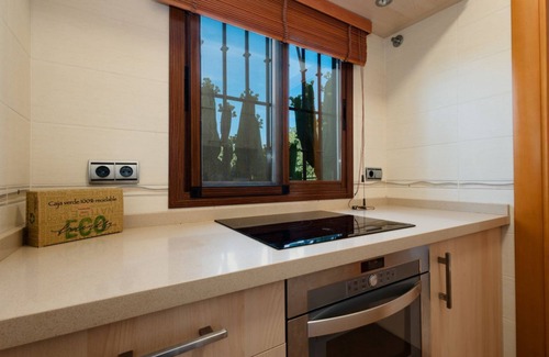 Marbella Apartment | Prime Holiday Home Near Golden Mile & Puerto Banus