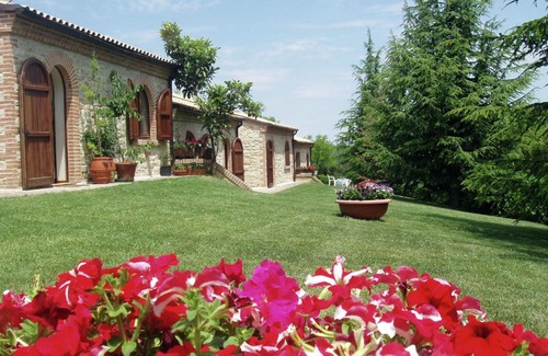Montelparo House | Scenic Countryside Retreat with Pool and Tennis Court