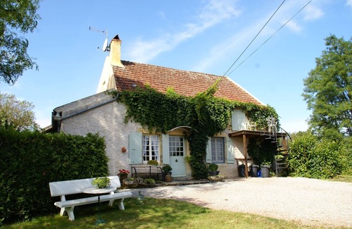 Vitry-Lache House | Family-Friendly Rural Retreat Near Vitry-Laché