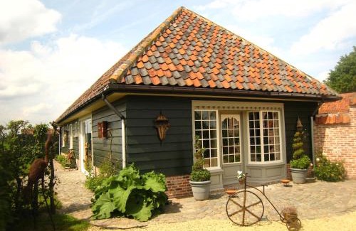Zele House | Family-Friendly Holiday Home in Zele by the Forest