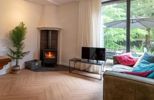 Zelhem House | Cozy Retreat Surrounded by Nature in Zelhem