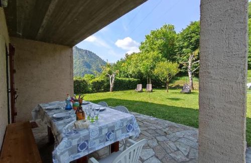 Corrido House | Inviting Holiday Home Irma: Pet & Child Friendly Retreat