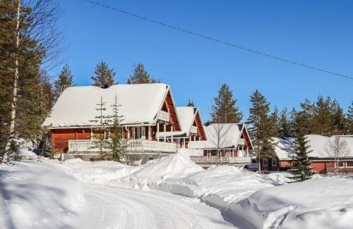 Kehys-Kainuu House | Experience Holiday Home Iso Kiiruna: Pet & Child Friendly!