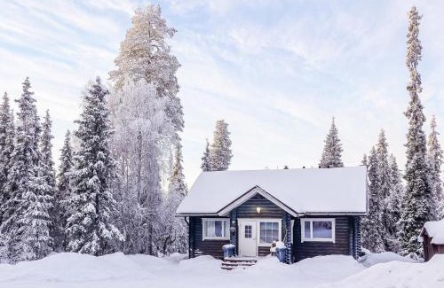 Salla House | Family-Friendly Retreat at Holiday Home Isopyhänmaa