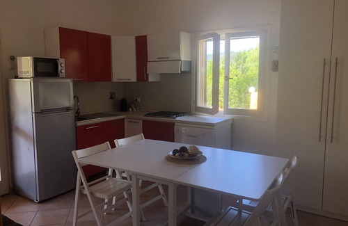Lacona House | Villa Lampone: Pet-Friendly Retreat with Ocean View & Garden