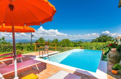 Castel San Gimignano House | Discover Casa Alfredo: 4-Star Retreat with Pool & Pets Welcome