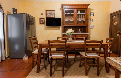 Quartu Sant'Elena House | Holiday Home 'Stella' with Private Terrace, Private Garden and Wi-Fi