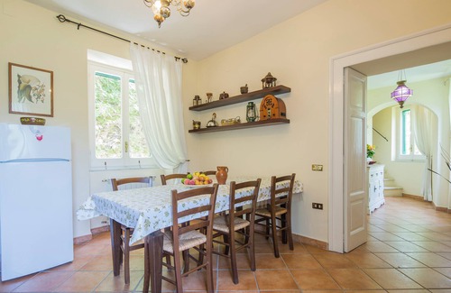 Sant'Agata de'Goti House | Holiday home with 4 beds in the historic center of Sant'Agata de Goti