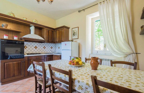 Sant'Agata de'Goti House | Holiday home with 4 beds in the historic center of Sant'Agata de Goti