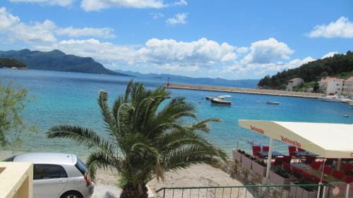 Trstenik House | Inviting Holiday Home Jasenka in Trstenik – Rated 9.6