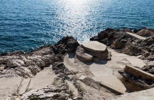 Orebic House | Oceanfront Holiday Home Jasminka - Guest Rated 10/10