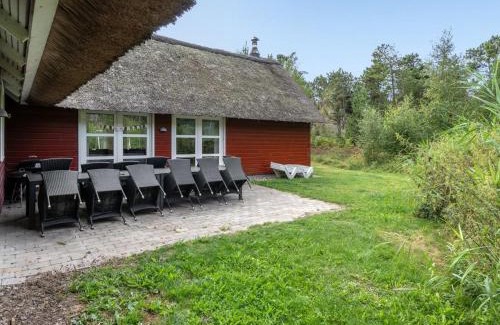 Sønderstrand House | Explore Holiday Home Jenna - Steps from the Sea, Pet Friendly