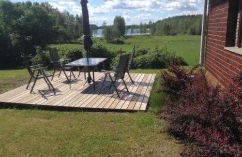 Vesanto House | Comfortable Holiday Home Jokela with Hot Tub & Family-Friendly
