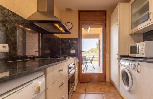 Vespella de Gaia House | Cozy Holiday Home Jose Ramon with Pool & Pet Friendly
