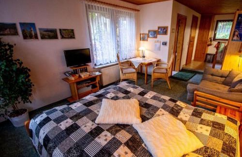 Manebach Apartment | Cozy Holiday Home Kahl Near City Center, Pet-Friendly Escape