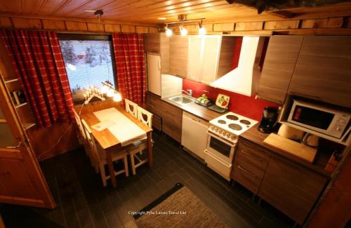 Luosto Apartment | Relaxing Holiday Home Kantapää A3 with Ocean Views