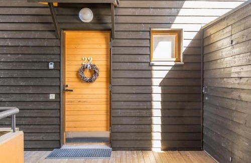 Rukatunturi House | Family-Friendly Holiday Home Karhunvartijan linna c22