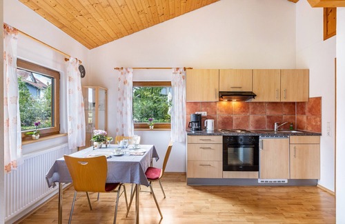 Bad Urach House | Cozy Holiday Home "Katrin" with Private Terrace & Wi-Fi