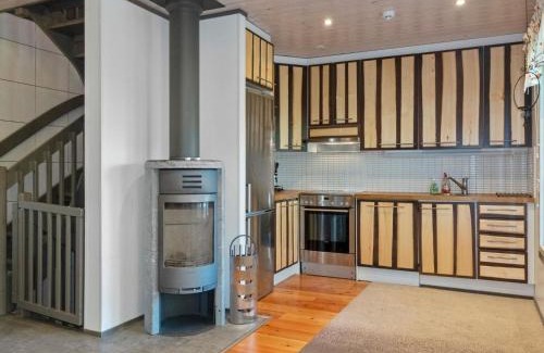 Salla House | Family-Friendly Retreat at Holiday Home Kelkka 2