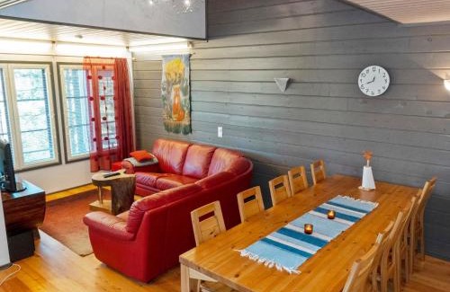 Salla House | Family-Friendly Retreat at Holiday Home Kelkka 2