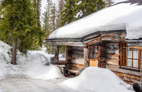 Lampivaara House | Cozy Holiday Home Kelo-ville with Hot Tub and Pet-Friendly Stay