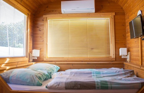 Hradec Kralove House | Pet-Friendly Holiday Home Kemp Stříbrný rybník-3 with Ocean View